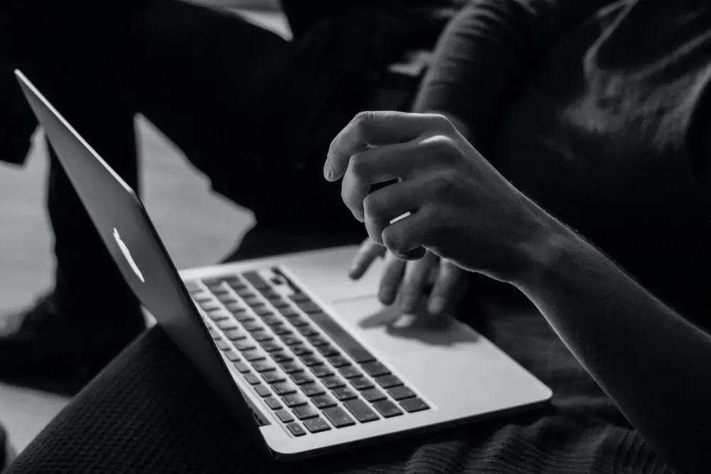 Kinder sicher im Internet: Tipps für Eltern