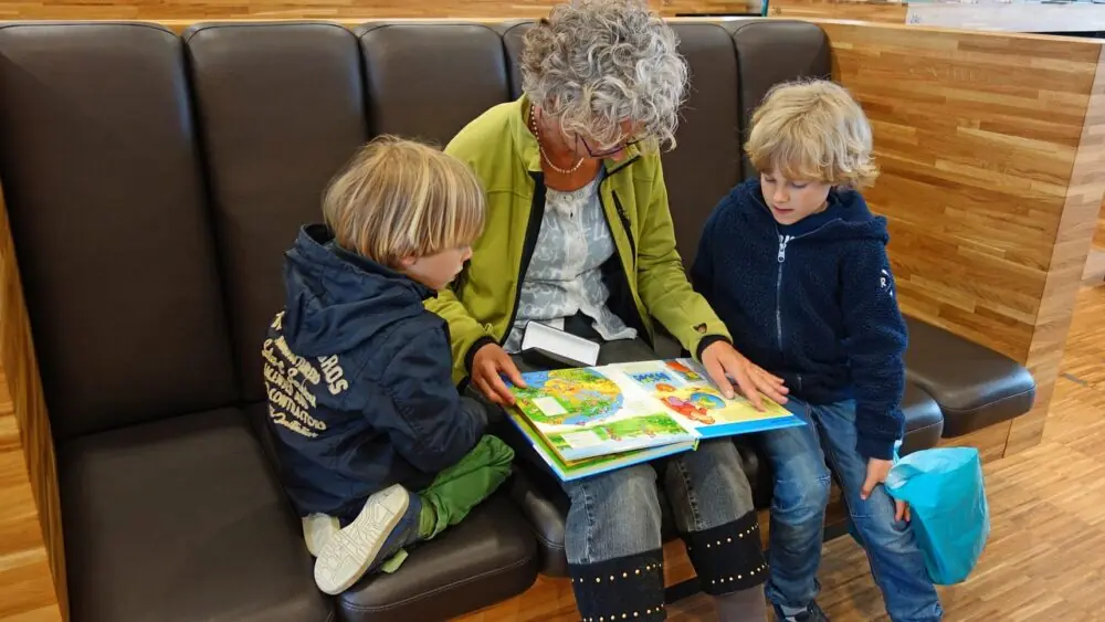 Kinderbücher als Hilfsmittel: Einfühlsam vorlesen über komplexe Themen