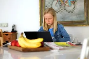 Weniger Stress beim Homeschooling - wie Sie Ihre Kinder entspannt von Zuhause unterrichten