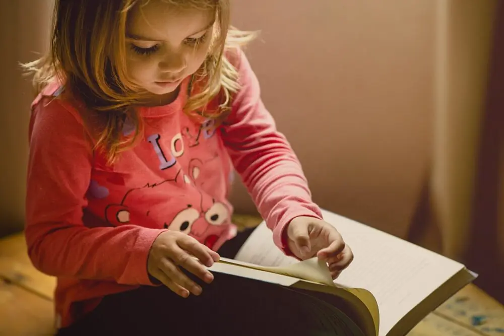 Wie man Kinder auf ein neues Geschwisterchen vorbereitet